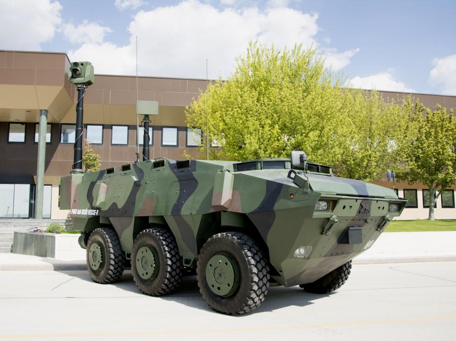  FNSS Pars 6x6 2006 года  (фото 10 из 12)